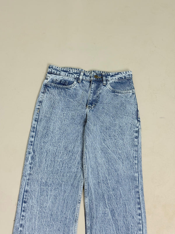 Straight Fit Cloud Wash