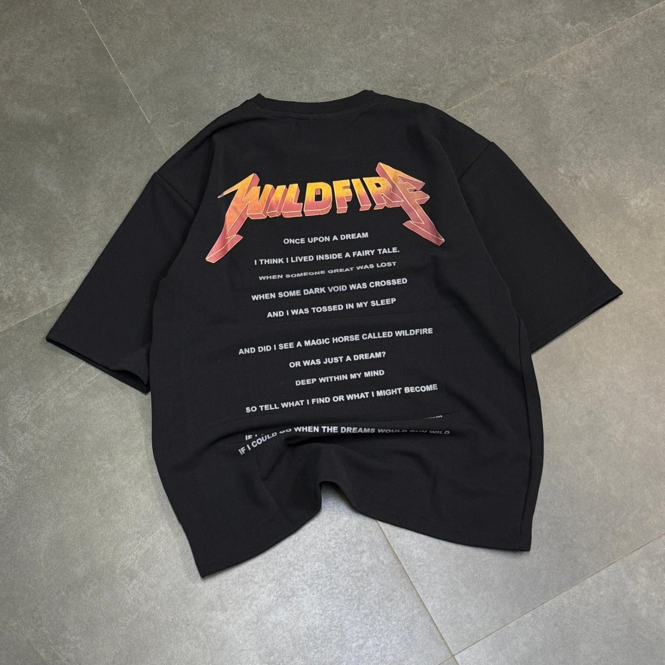 Five Sleeve Tshirt (XL)