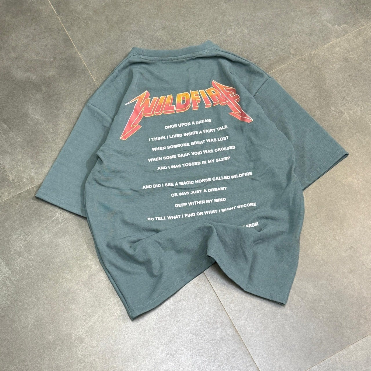 Five Sleeve Tshirt (M,L,XL)