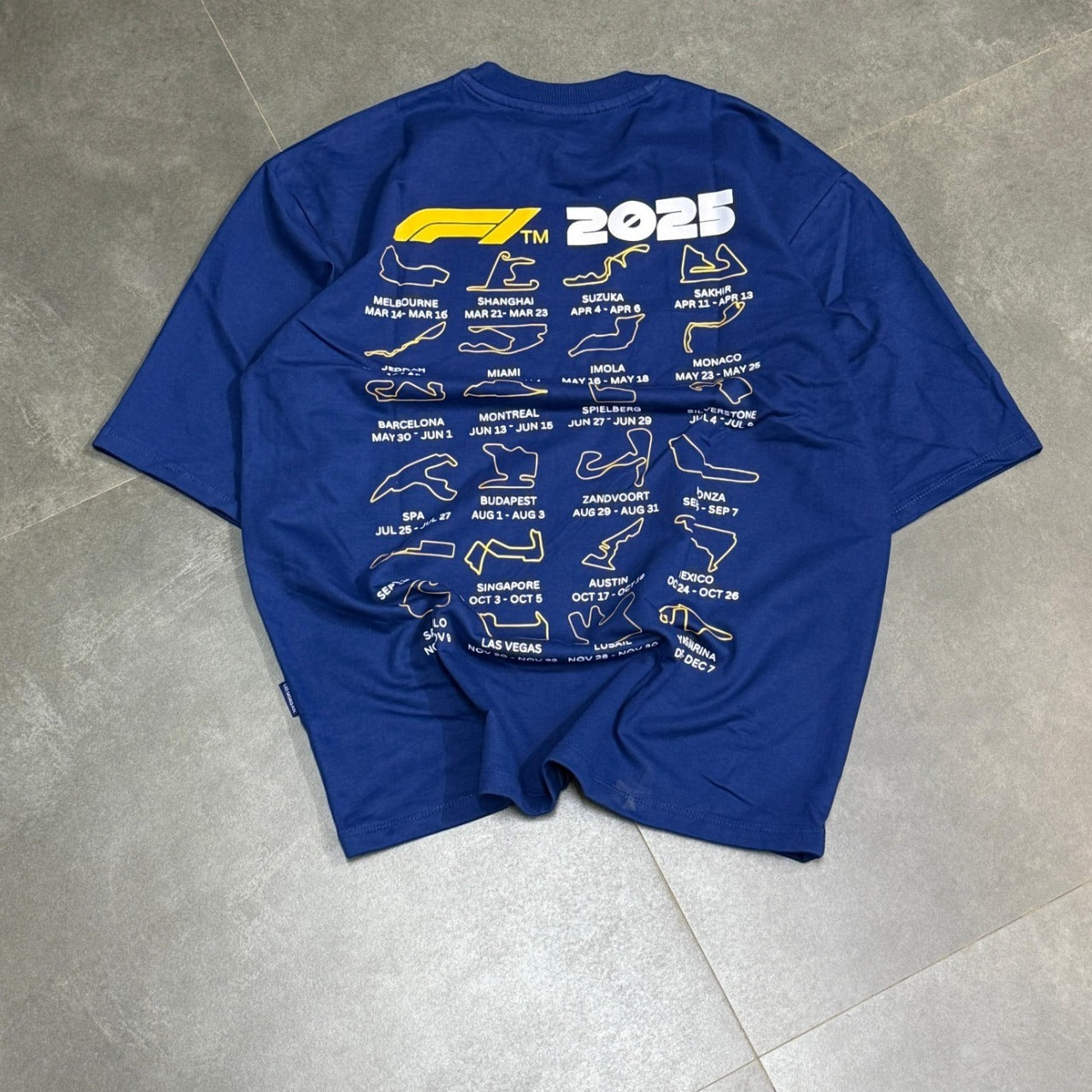 Five Sleeve Tshirt (XL)