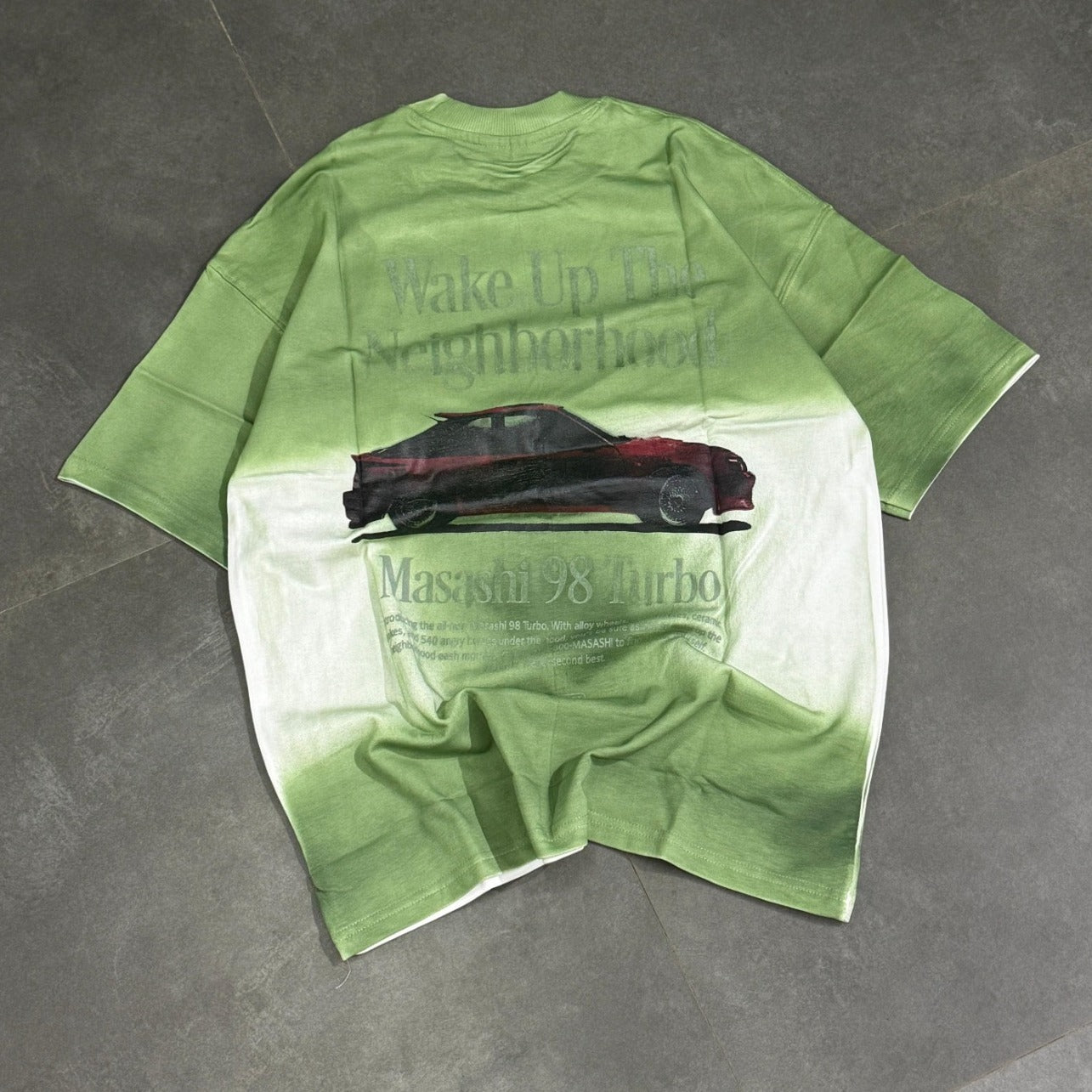 Five Sleeve Tshirt (L)