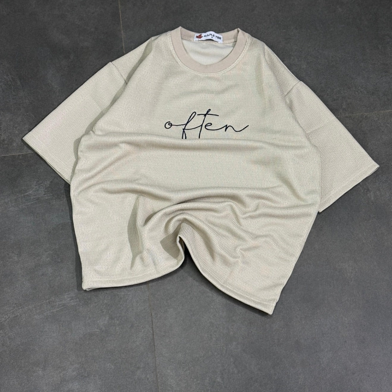 Five Sleeve Tshirt (S,L,XL)
