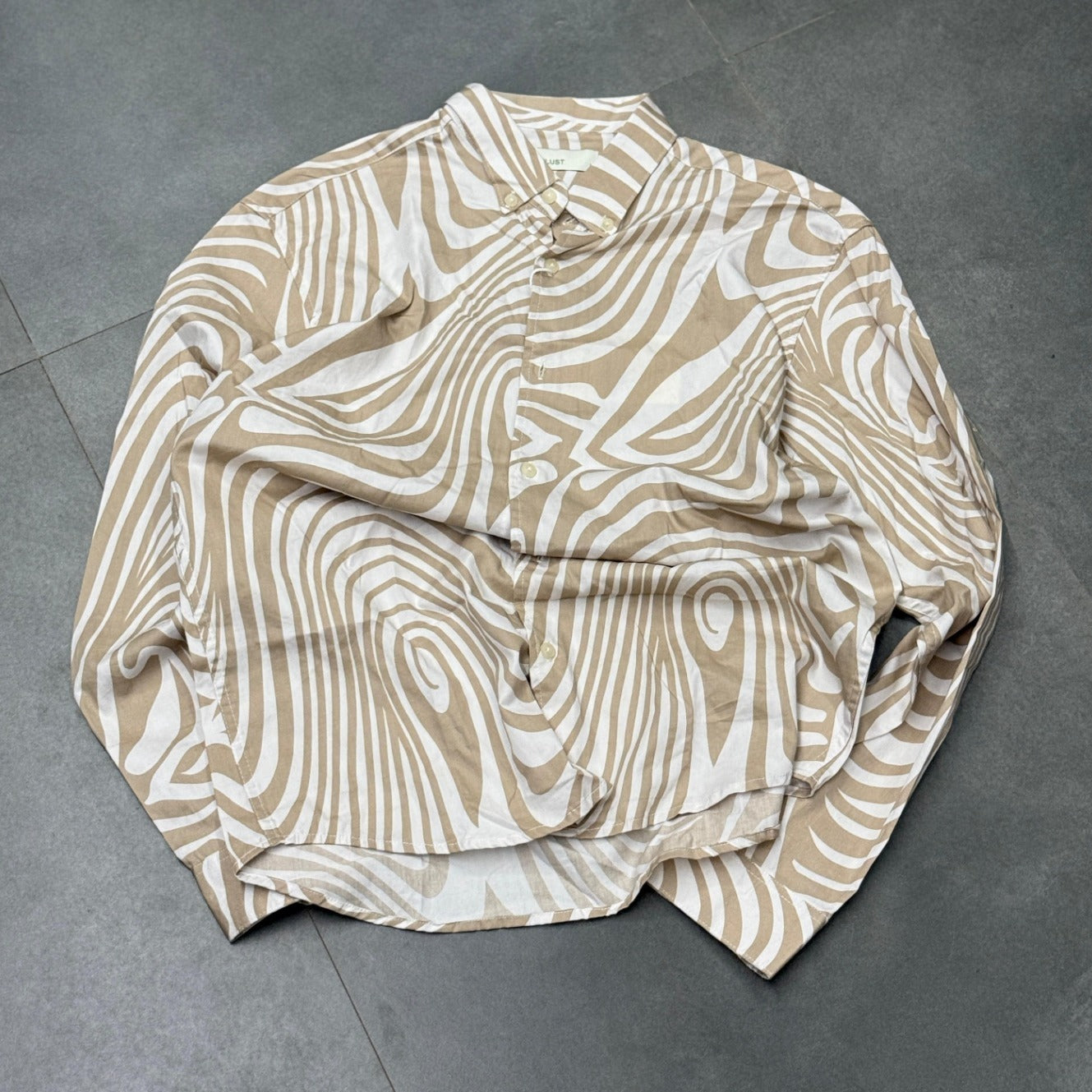 Premium Full Sleeve Shirt (M,L)