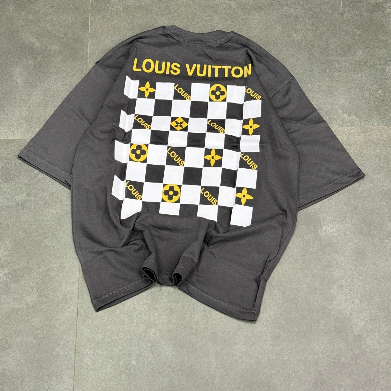 Five Sleeve Tshirt (M)