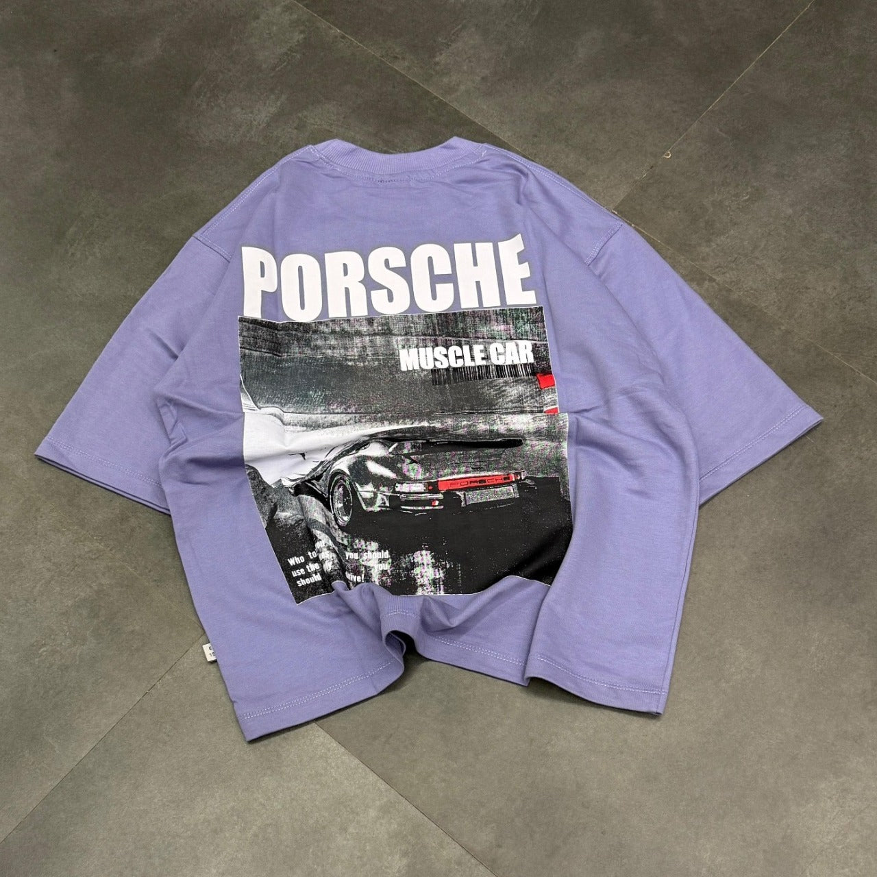 Five Sleeve Tshirt (L)