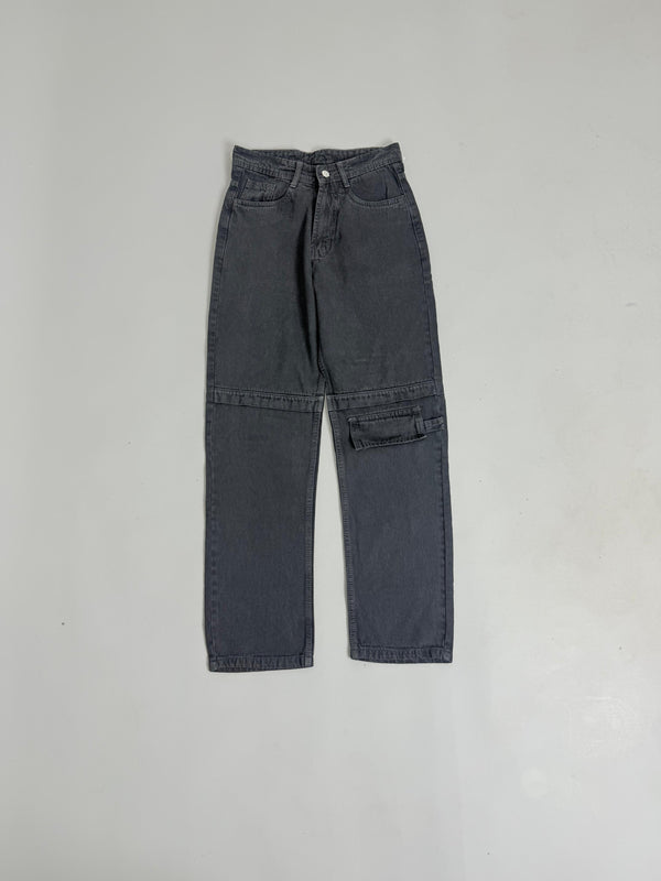 STRAIGHT FIT JEANS