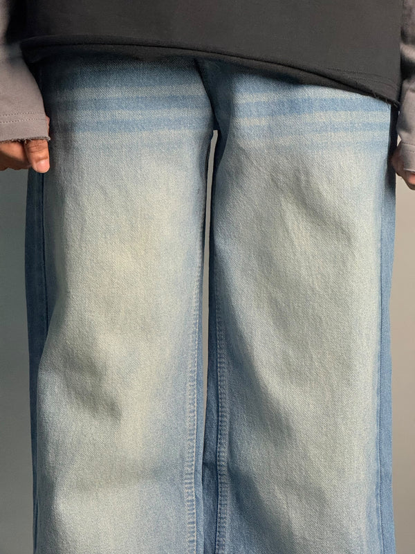 Light Blue Whisker Straight fit