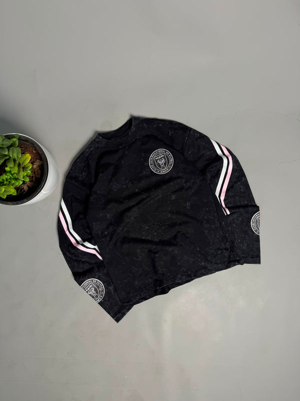 Five Sleeve Tshirt
