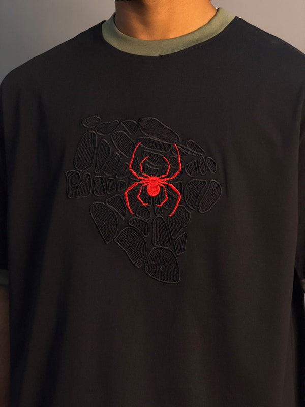 BLACK SPIDER PRIINTED HALF SLEEV T-SHIRT