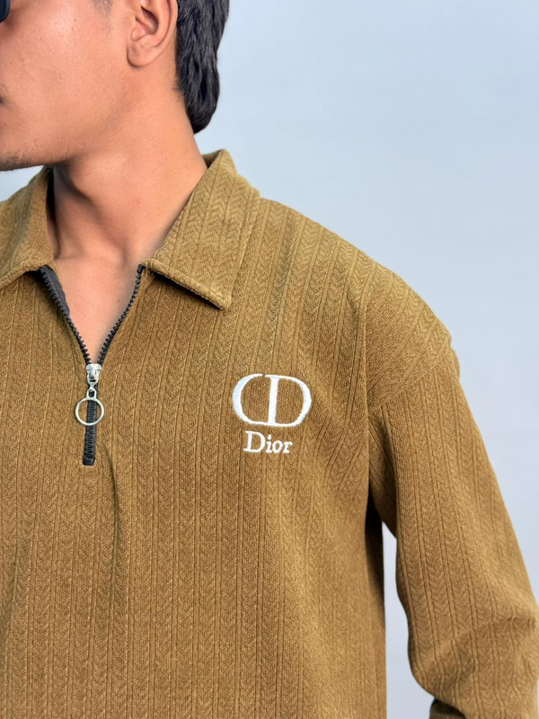 FULL SLEEVE COLLAR