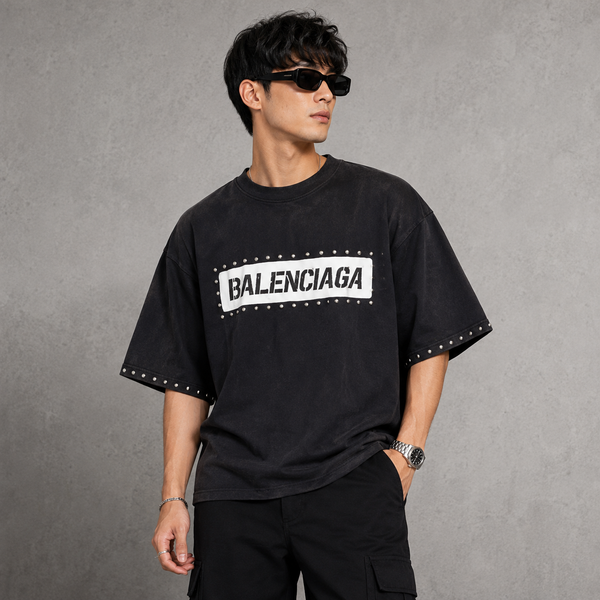 Black Graphic Five-Sleeve T-Shirt